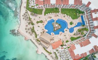 Fiesta Americana Villas Cancún
Km. 8.5, Blvd. Kukulcan Lote 3, Zona Hotelera, Cancun, Quintana Roo 77500, Mexico