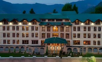 Hotel the Dewan
Near Mughal Shalimar Garden, Srinagar, Jammu & Kashmir, 190025, India