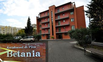 Chandigarh To Central Europe Tour Package With Activities Book Now 5 Casa Betania
Via Pungilupo, 25/A, Pisa, Tuscany, 56124, Italy