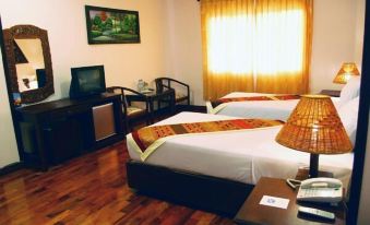 Sengtawan Riverside Hotel
XH8V+JCV, Vientiane, Laos