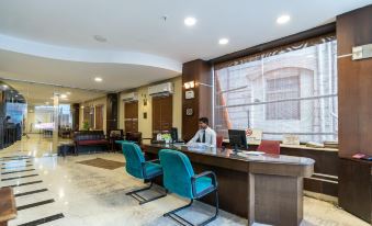 Chandigarh To West Bengal Package With Odisha Book Now 1 The Lindsay
8A & 8B, Lindsay St, opp. New Market, Fire Brigade Head Quarter, Esplanade, Dharmatala, Taltala, Kolkata, West Bengal