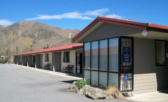 Chandigarh To New Zealand Package With Transfers Book Now 6 Sierra Motel and Apartments
8 Twizel-Omarama Road, Omarama, Otago 9448, New Zealand