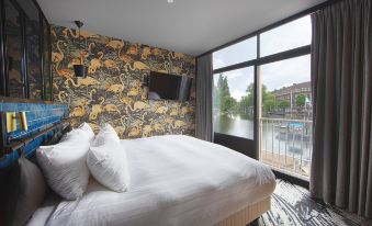 Apollo Hotel Amsterdam, a Tribute Portfolio Hotel
Apollolaan 2, Amsterdam-Zuid, Amsterdam, Noord-Holland, 1077 BA, Netherlands