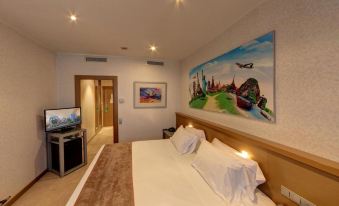 Hotel Mas Camarena
Carrer de Nicolau Copèrnic, 2, Paterna, Valencia Community 46980, Spain