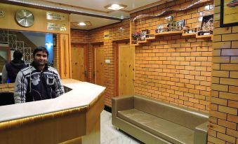 Chandigarh To Himachal Pradesh With Punjab Tour Package Book Now 1 Hotel Chaman Palace
Kali Bari Rd, near Kali Bari Temple, Fingask Estate, Shimla, Himachal Pradesh, 171003, India