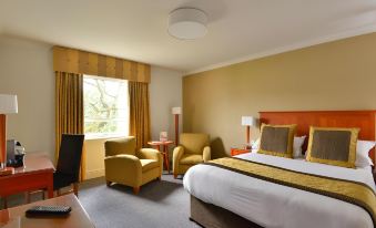 Mercure Manchester Norton Grange Hotel & Spa
Manchester Rd, Castleton, Rochdale, Greater Manchester OL11 2XZ, United Kingdom