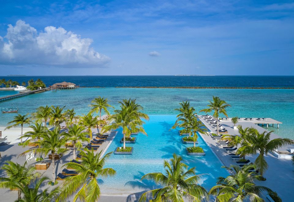 Paradise Island Resort Maldives 