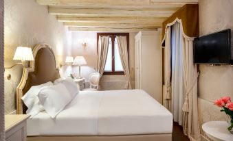 Residenza Venezia | Una Esperienze
Ruga do Pozzi, 4163, Cannaregio, Venice, Veneto 30121, Italy