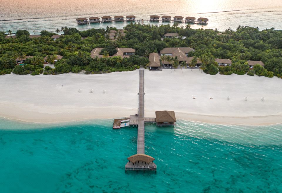 Noku Maldives Resort