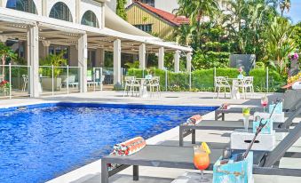 Holiday Inn Cairns Harbourside