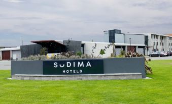 Sudima Hotel Christchurch Airport
550 Memorial Avenue, Christchurch Airport, Christchurch, Canterbury, 8005, New Zealand